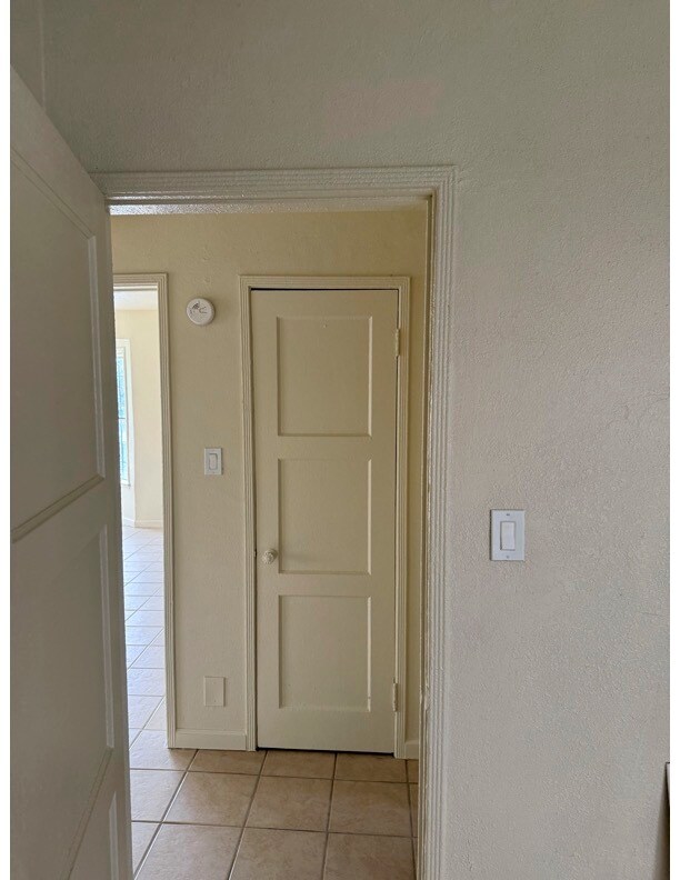 Hallway - 2253 S Cochran Ave