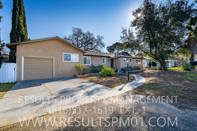 Primary Photo - Charming home in Carmichael with Solar and...