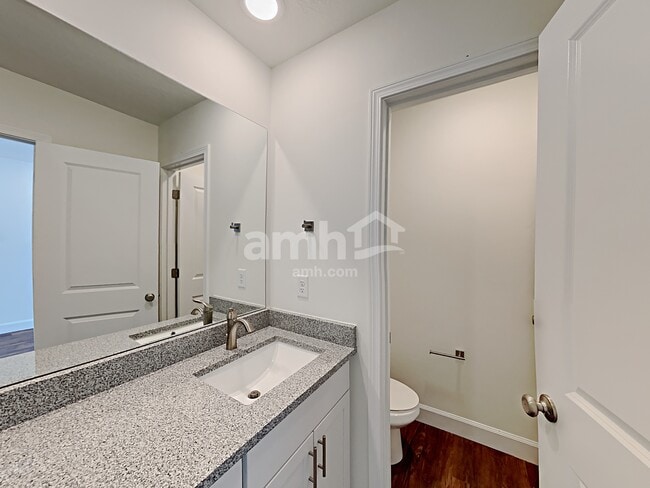 Building Photo - 6084 W South Jordan Pky