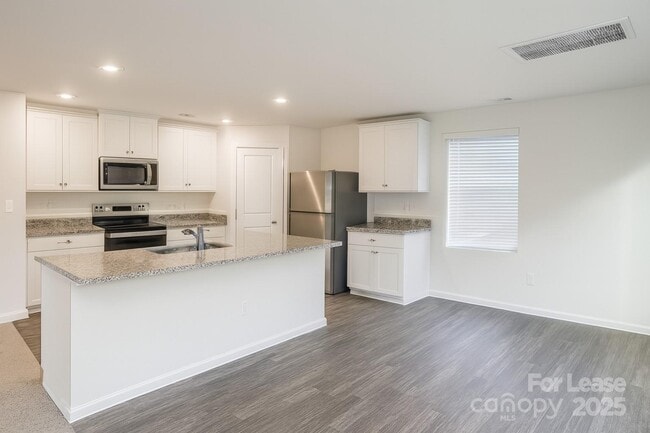 Building Photo - 4034 Meredith Woods Ln