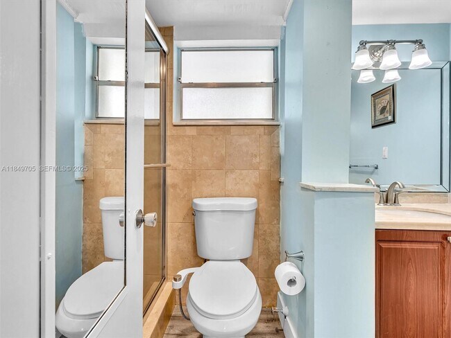 Building Photo - 3600 NE 170th St