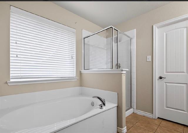 Building Photo - 2131 Colby Ln