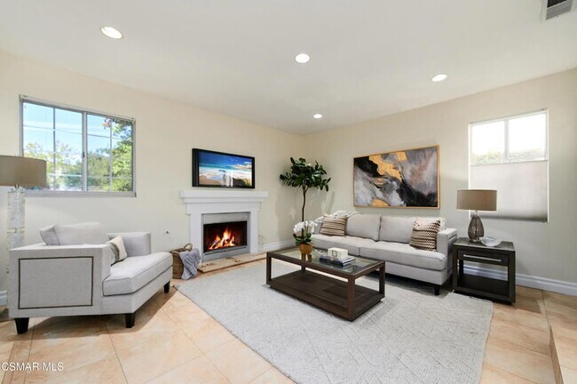 Building Photo - 4345 Willow Glen St