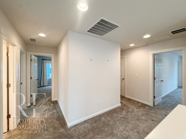 Building Photo - 10352 Chimes Pl NW