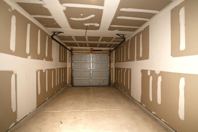 Building Photo - 13507 Hummel Lp