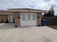 Building Photo - 6 Taylor N Rd