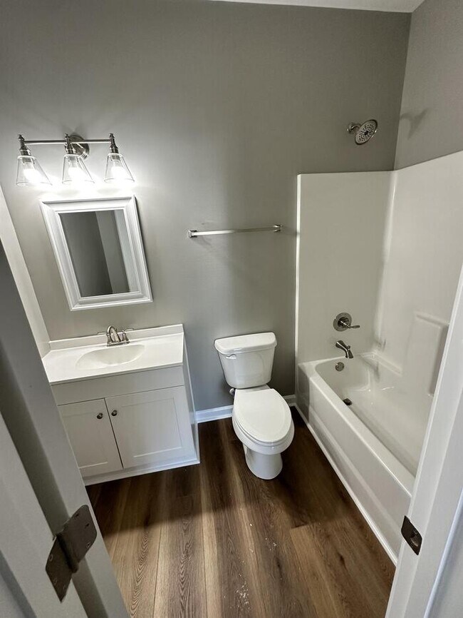 Building Photo - 294 Cedar Creek Rd