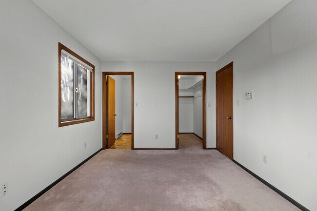 Building Photo - NEW! 2 Bedroom/2 Bath Condo-Mt Pleasant