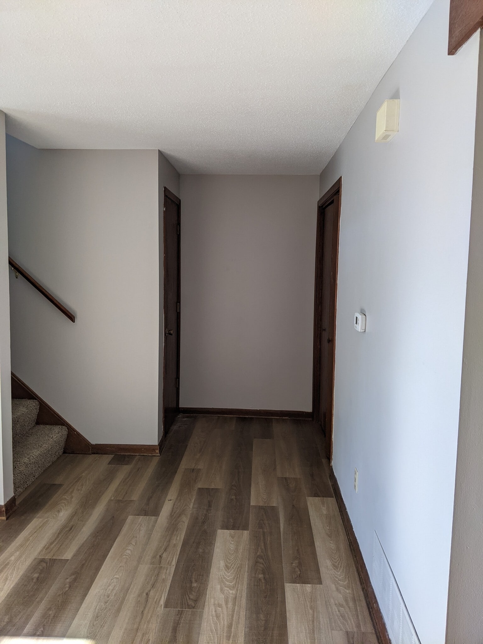 Building Photo - 303 N 6th St