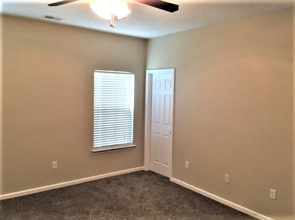 Building Photo - 26 Hartland Ct