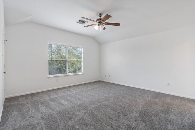 Building Photo - 5010 Kale Ct