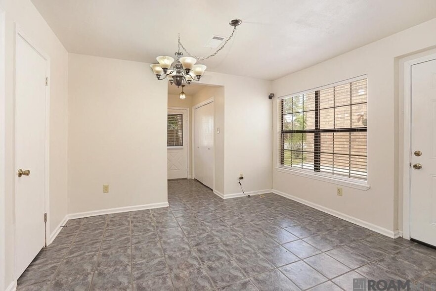 Building Photo - 3421 O'Neal Ln