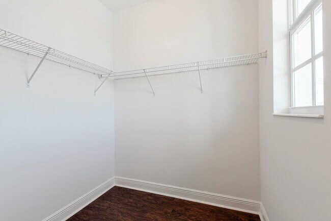 Building Photo - 106 Ocean Breeze Dr