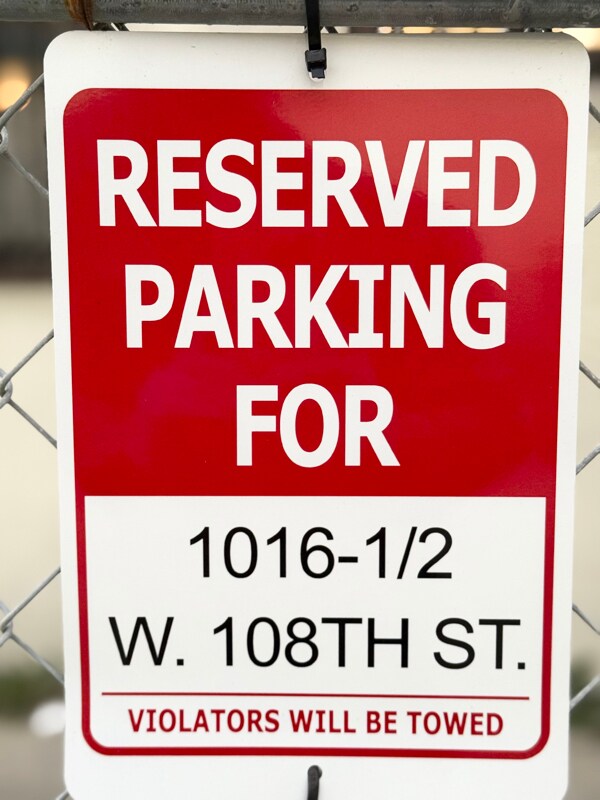 Building Photo - 1016 1/2 W 108th St