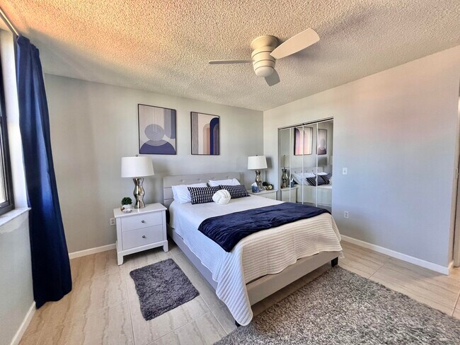 Building Photo - 651 Okeechobee Blvd