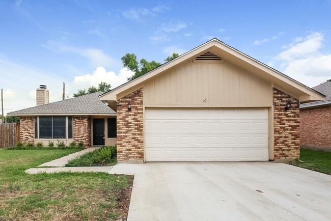 Building Photo - 101 Colony Dr