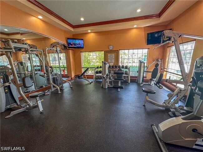 Building Photo - 1250 Wildwood Lakes Blvd