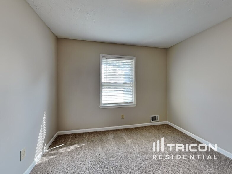 Building Photo - 4107 Sweet Water Ln