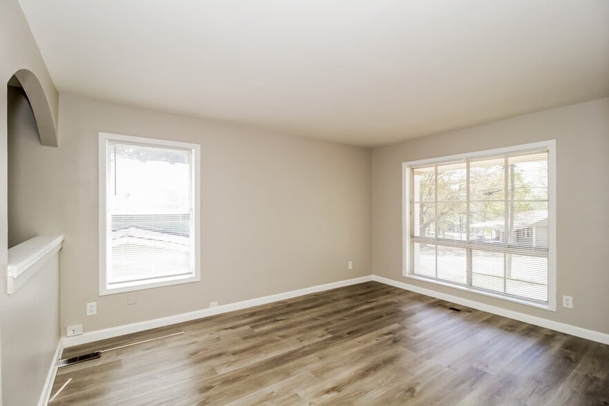 Building Photo - 6500 Boca Grande Blvd