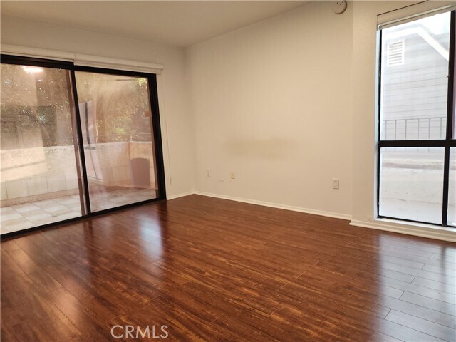 Building Photo - 413 Hawthorne St