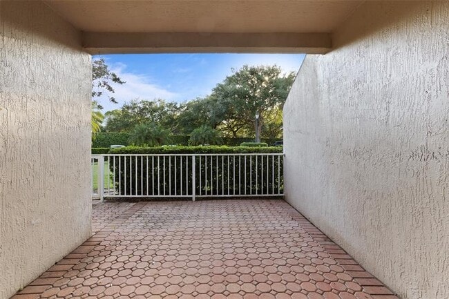 Building Photo - 7303 NW 61st Terrace
