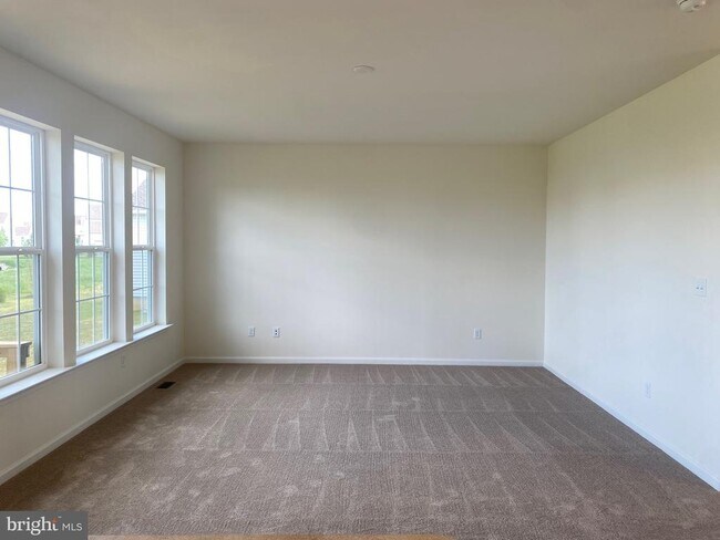 Building Photo - 2444 W Palladio Pl
