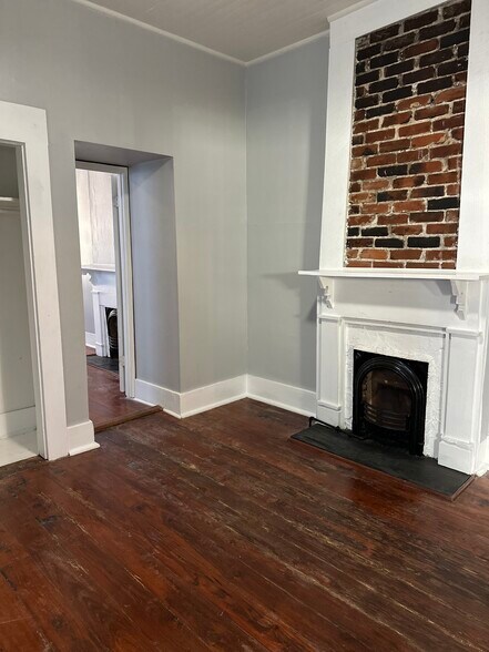 Building Photo - 7326 Freret St