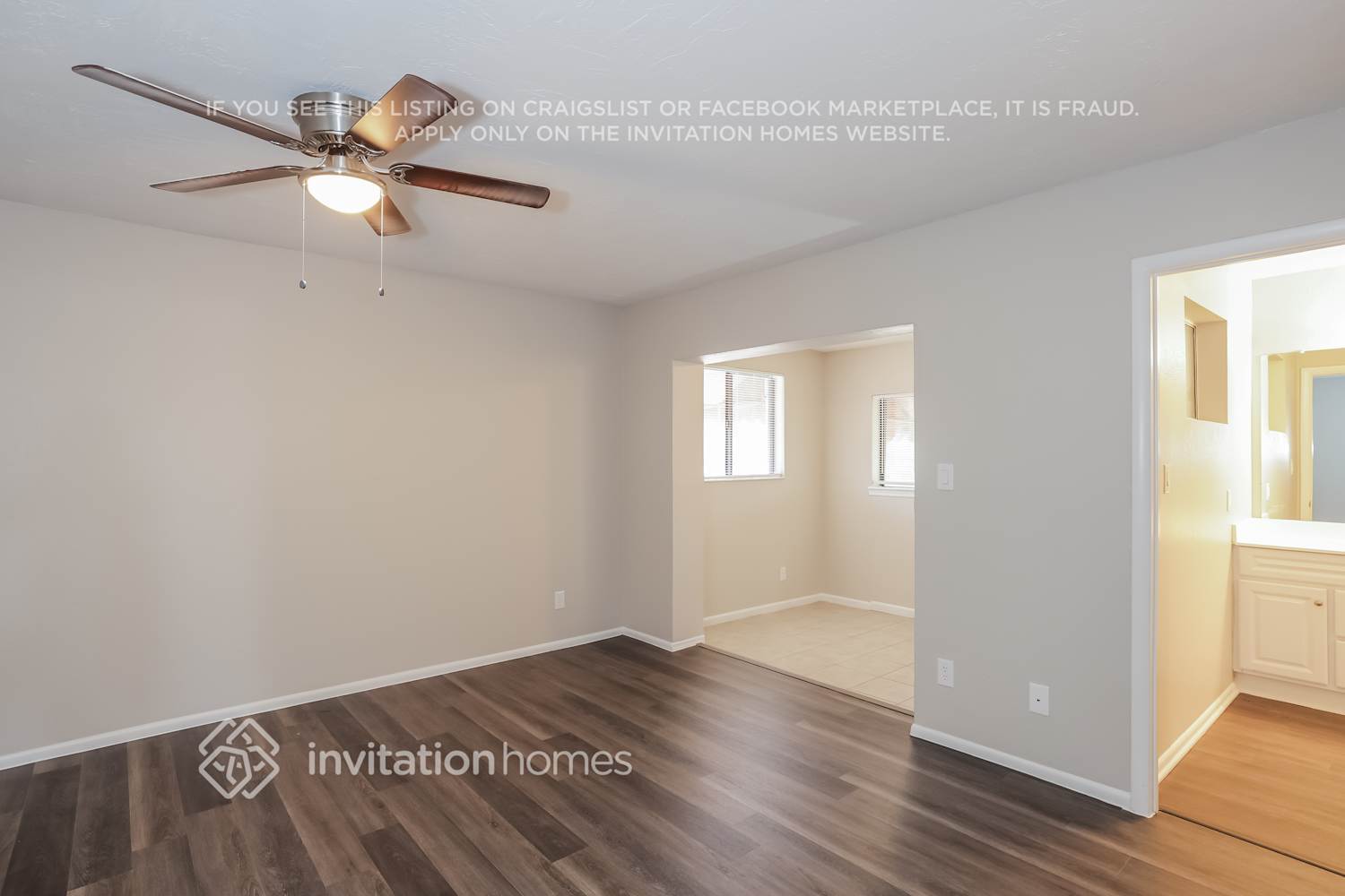 Building Photo - 15230 N 19th Pl