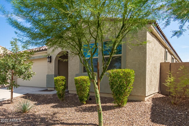 Building Photo - 12751 W Ocotillo Rd