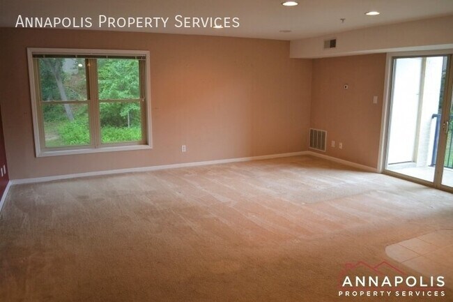 Building Photo - 1146 Cove Rd