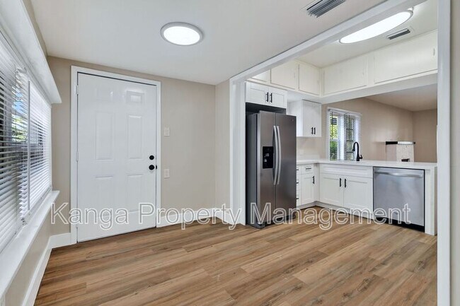 Building Photo - 3714 Morton Ave