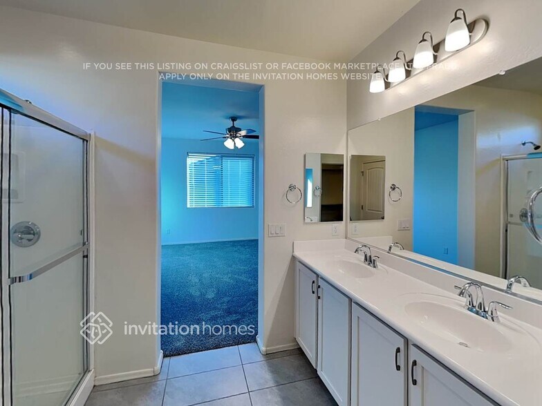 Building Photo - 17649 W Via De Luna Dr