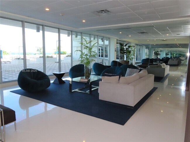 Building Photo - 5701 Collins Ave