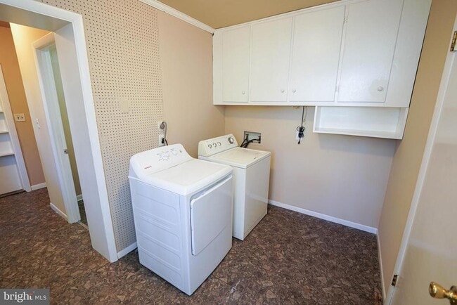 Building Photo - 1306 Frederick Ave