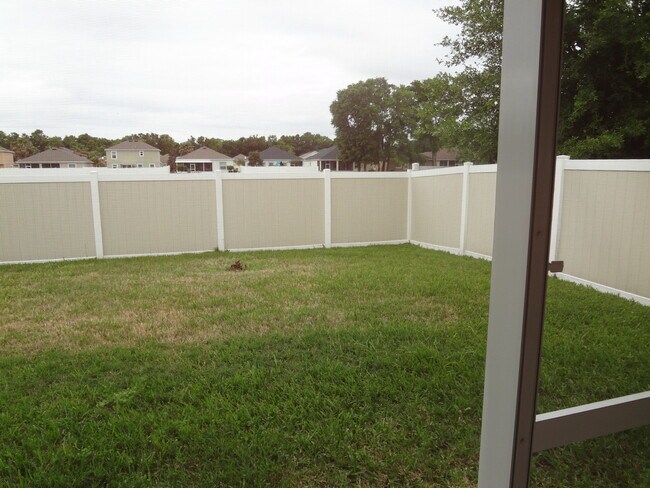 Building Photo - Beautiful 3BR Home in Mallory Square, Lawn Care Included