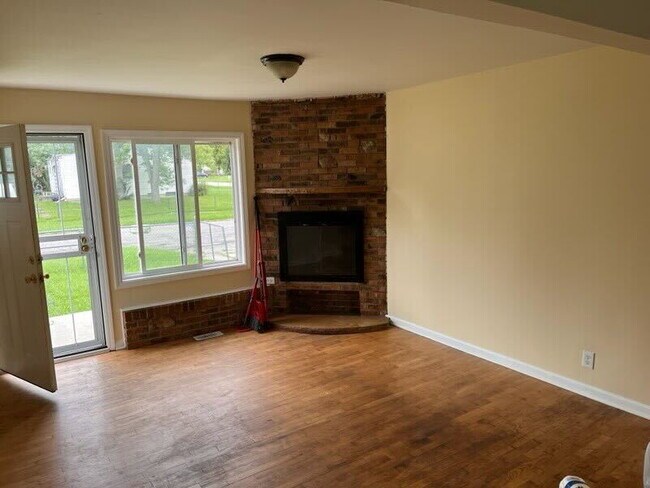 Building Photo - Charming 3-Bedroom Home in Mount Morris