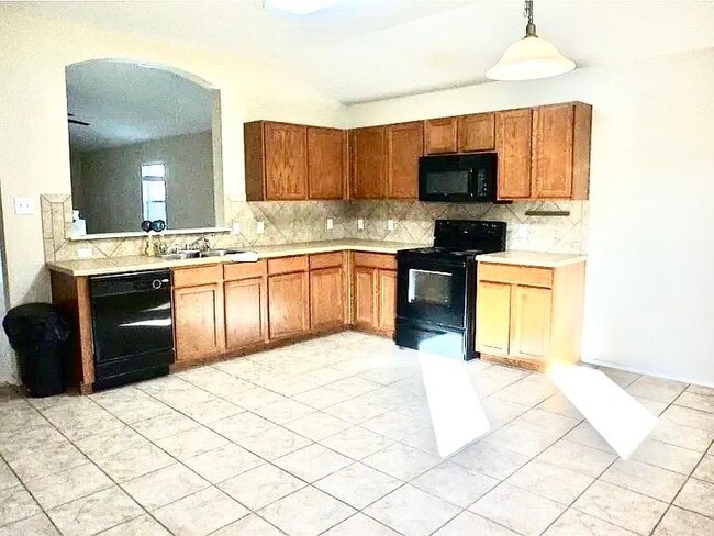 Building Photo - 5617 Adair Dr