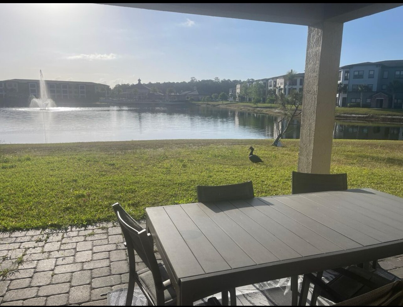 Building Photo - 5435 Estero Loop