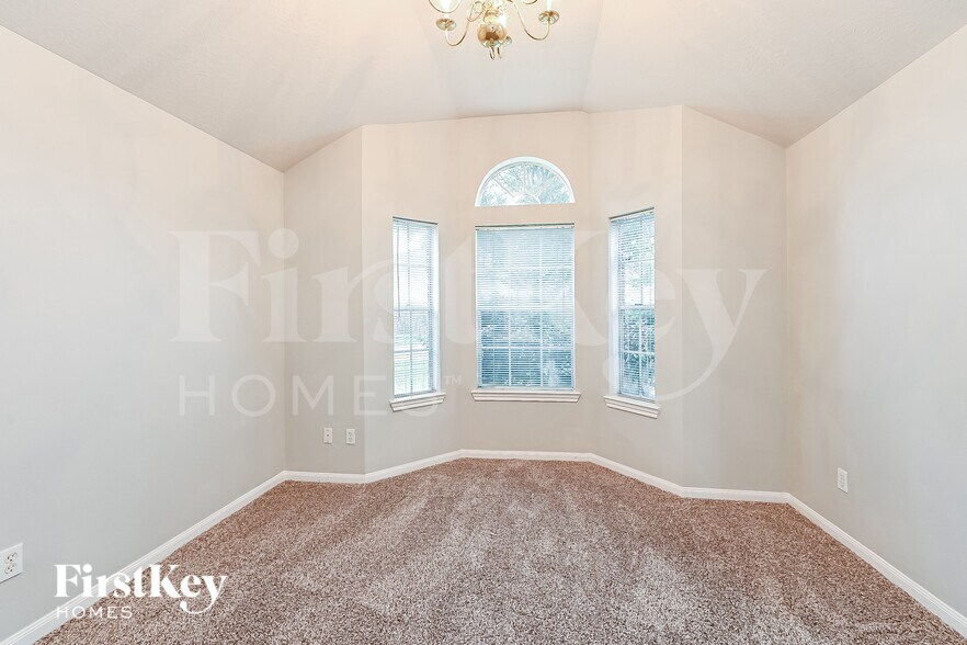 Building Photo - 6739 Renata Cir