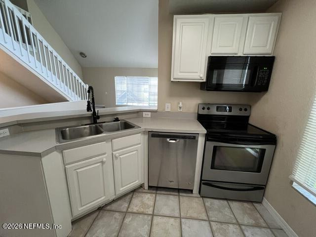 Building Photo - 13700 Richmond Park Dr N