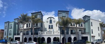 Building Photo - Seaside Studios