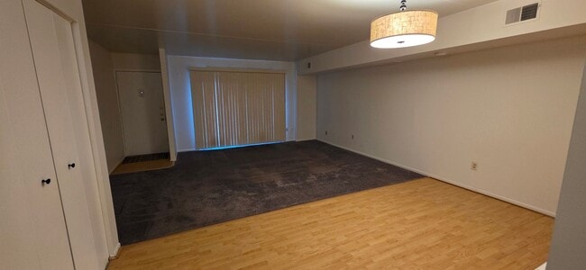 Building Photo - Stony Creek 2 Bedroom 2 Bath condo for rent $1,999/month including electric, gas, water, sewer an...