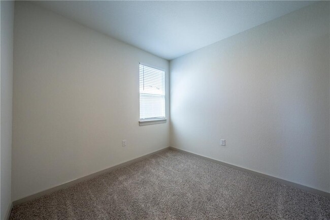 Building Photo - 13708 Lubeck Dr