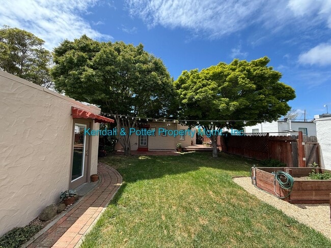 Building Photo - Quiet & Updated Watsonville Charmer 2 plus...