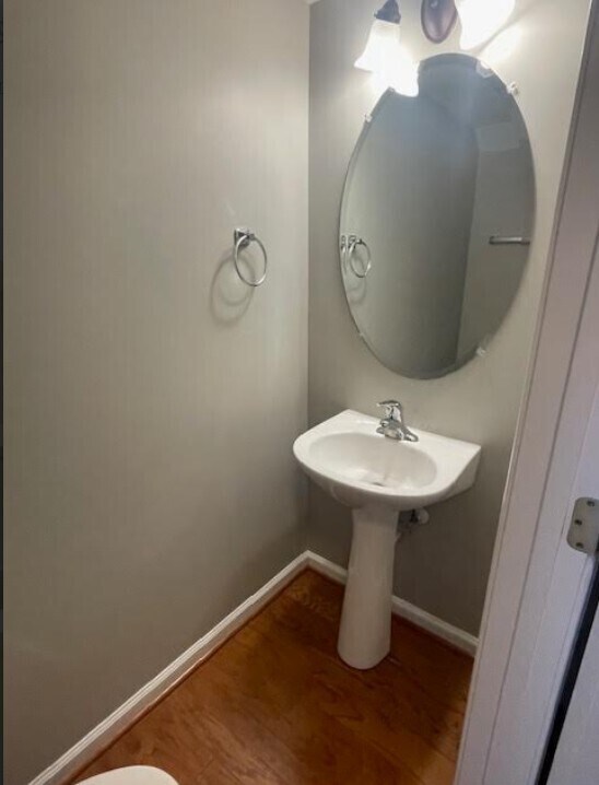 Building Photo - Blakeney Greens 3 bedrooms and 4 full bath...