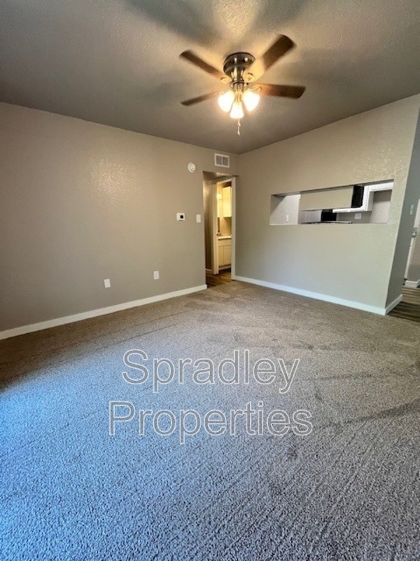 Building Photo - 200 Bosque Rd