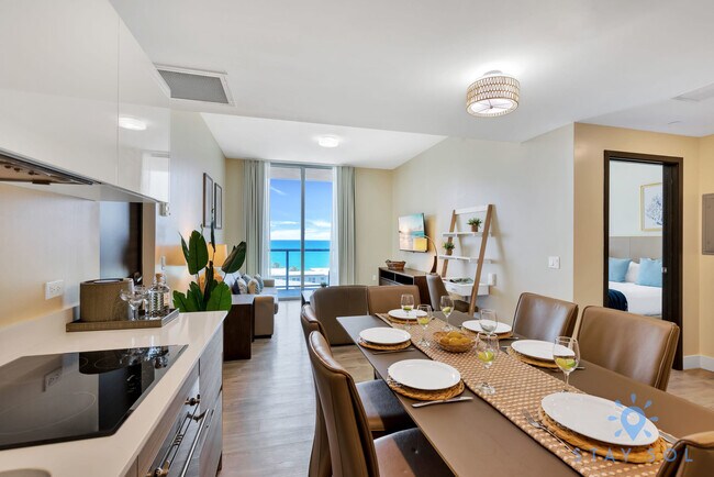 Building Photo - 777 N Ocean Dr