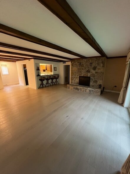 Building Photo - 224 Woodland Rd