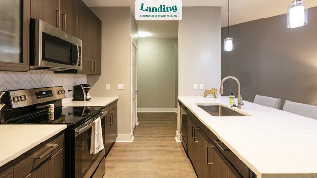 Building Photo - 1620 E Riverside Dr