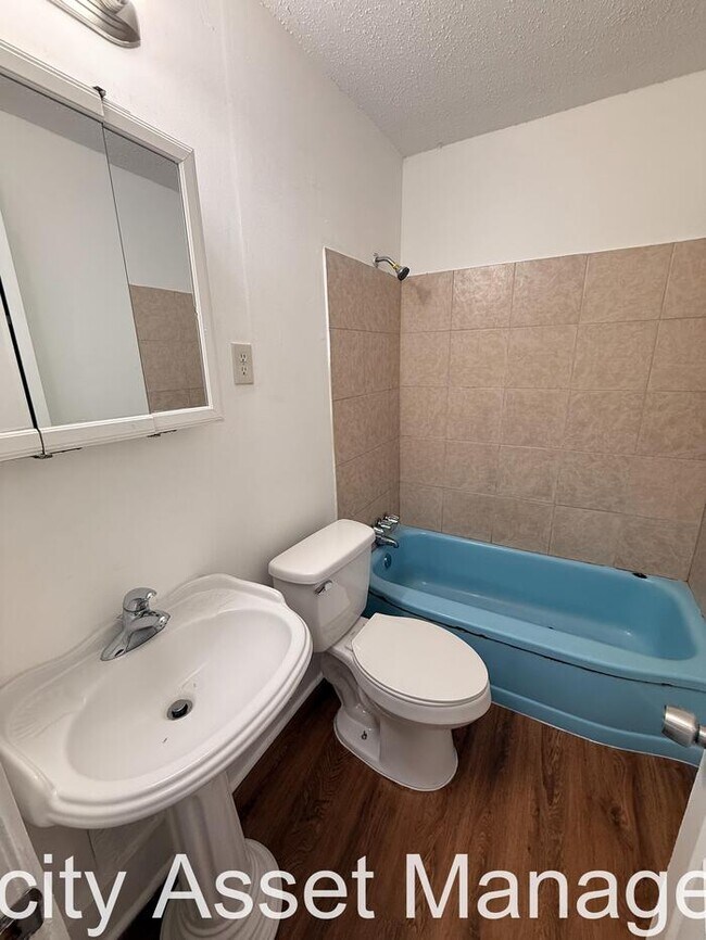 Building Photo - A MUST-SEE SECTION 8 FRIENDLY HOME!!!!